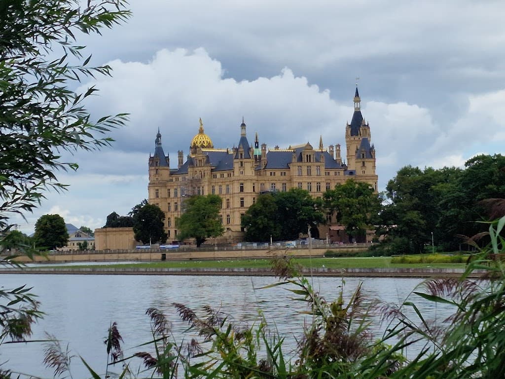 Schweriner Schloss und Schlossgarten
