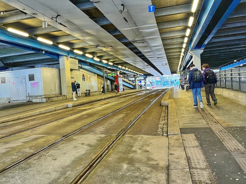 Bystasjonen