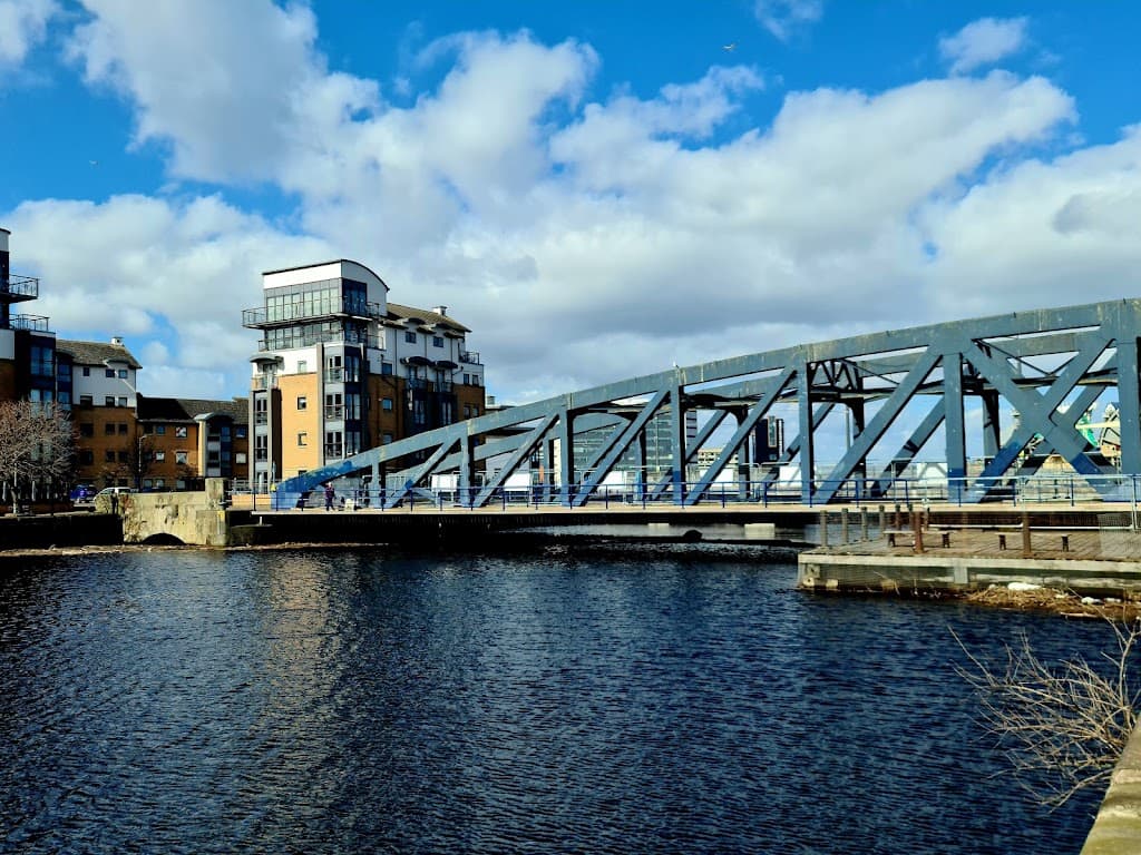 Victoria Swing Bridge