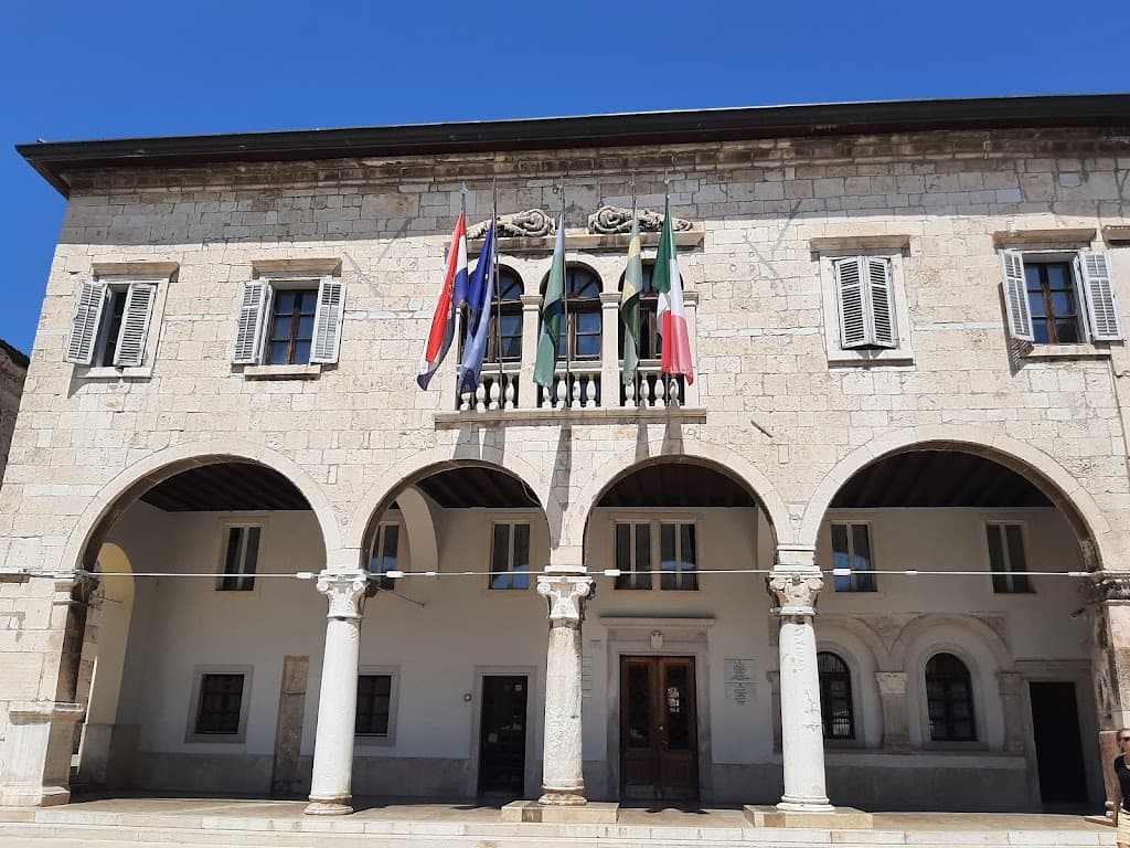 Rathaus von Pula
