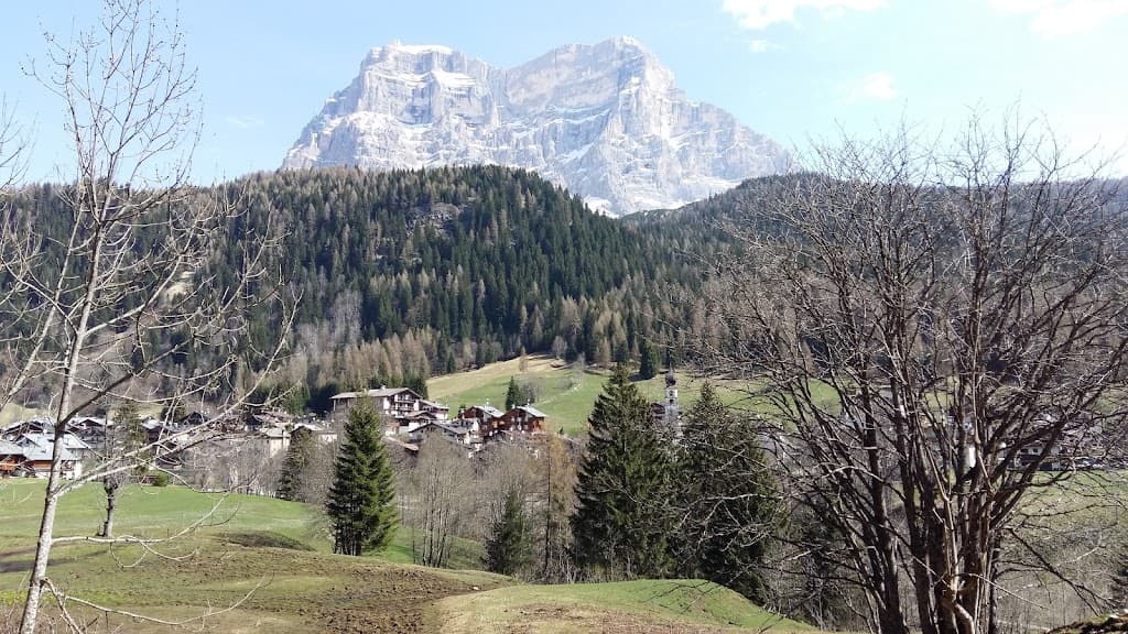 Tabià al delà de l'Aiva