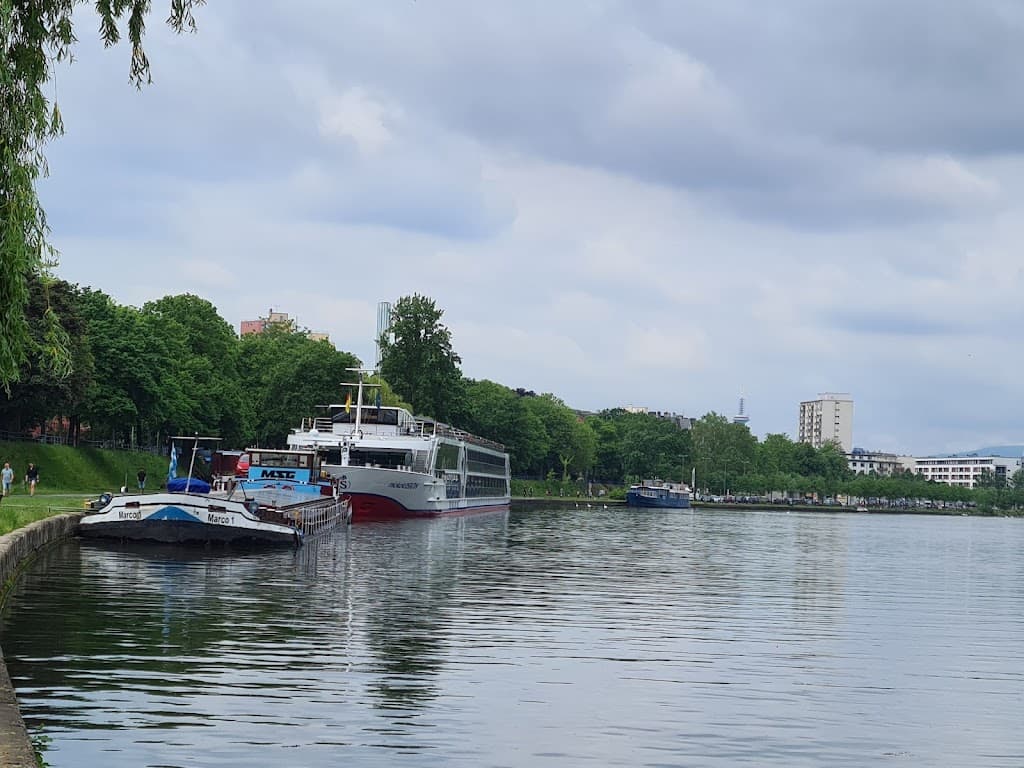 Mainuferpark