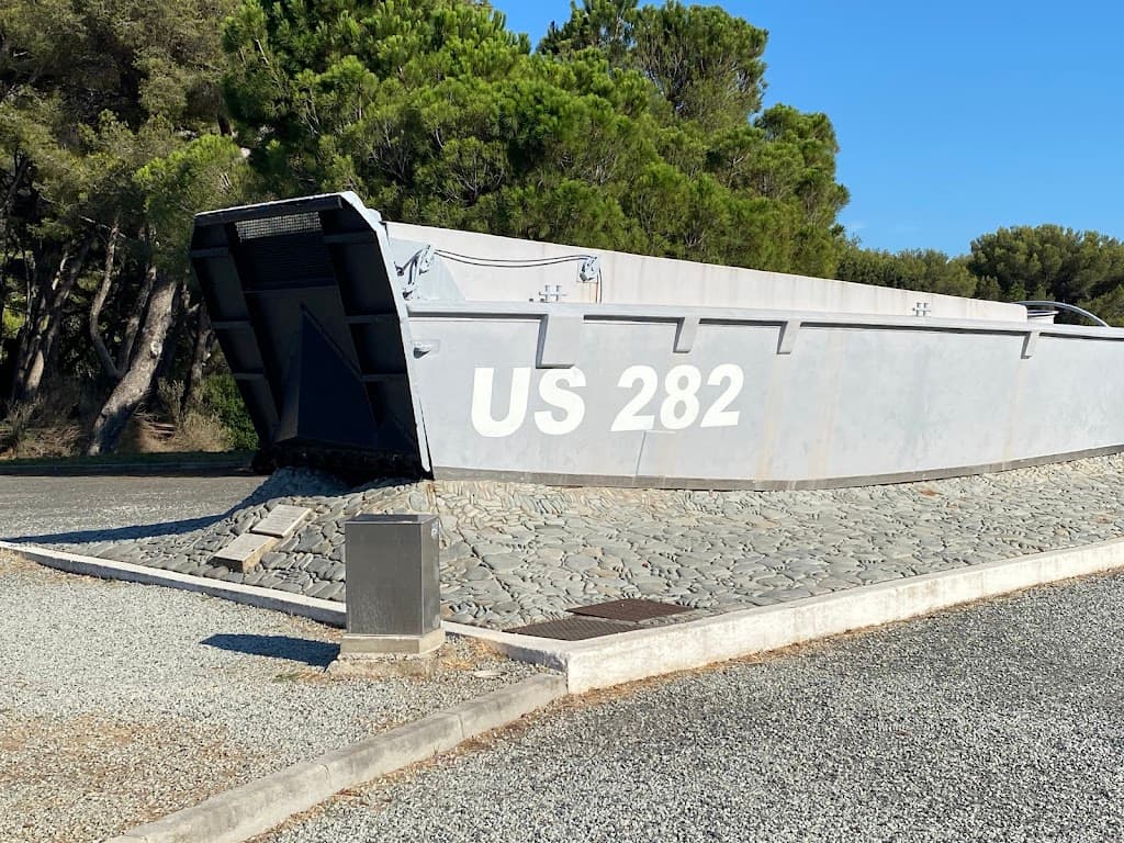 Landungsboot-Denkmal