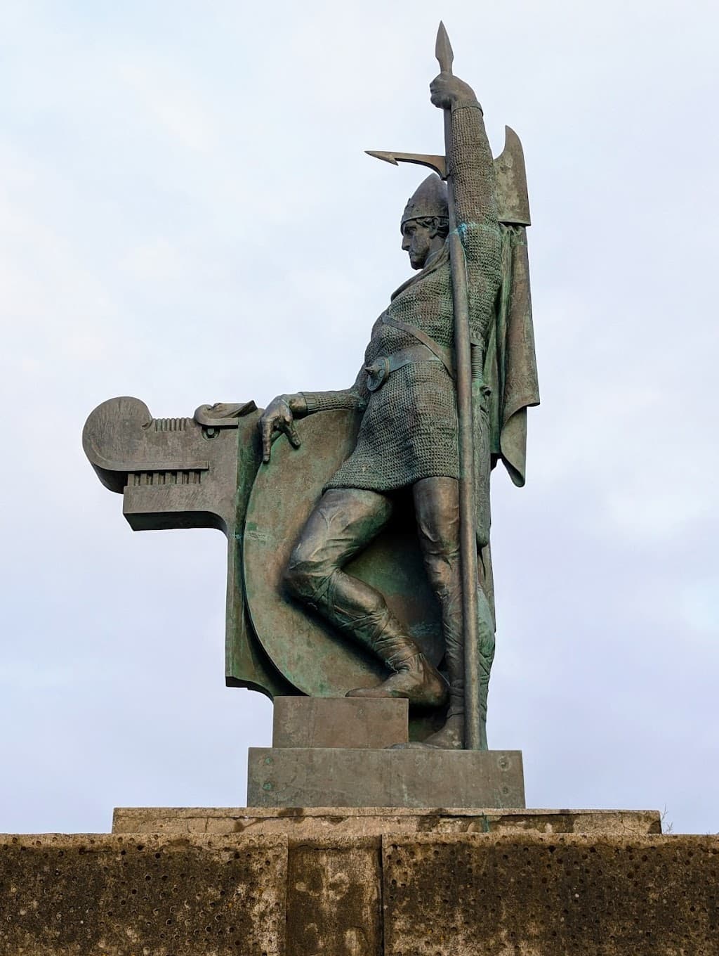 Statue von Ingólfur Arnarson