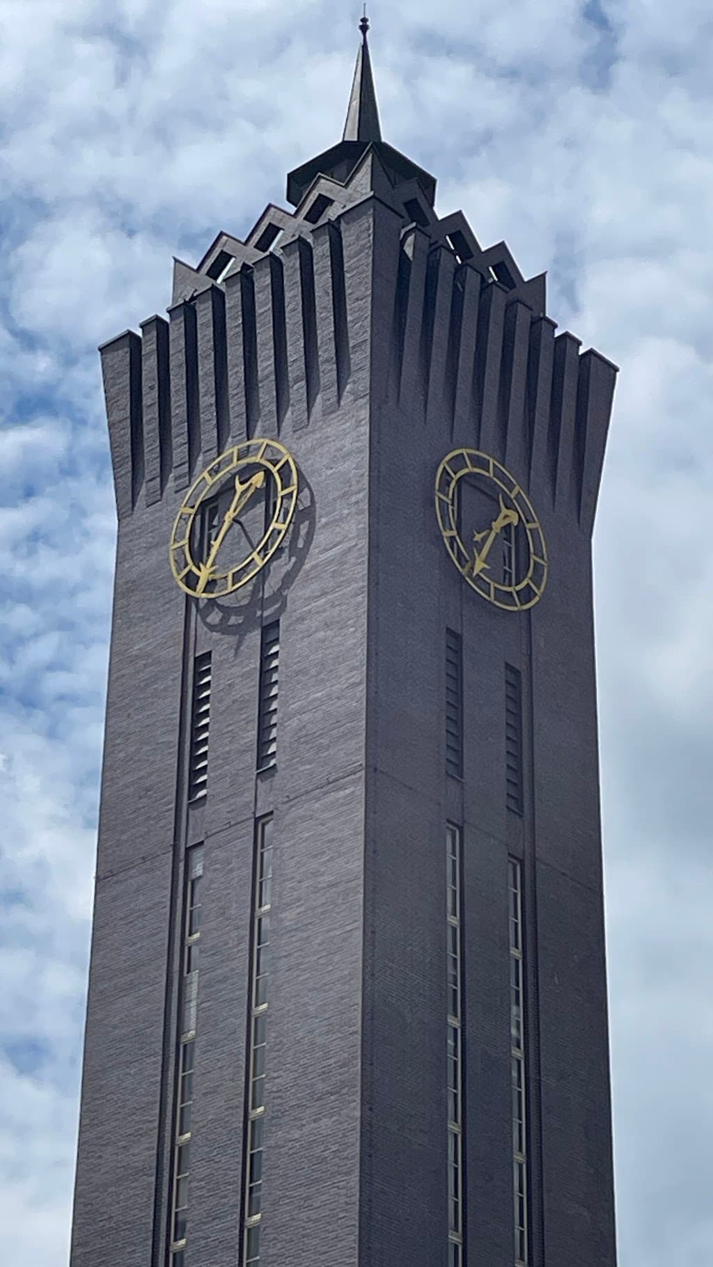 Uhrenturm am Wirkbau