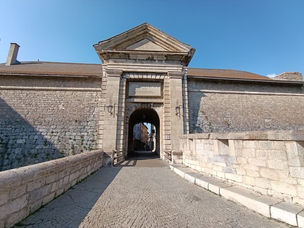 Porte de Pignerol
