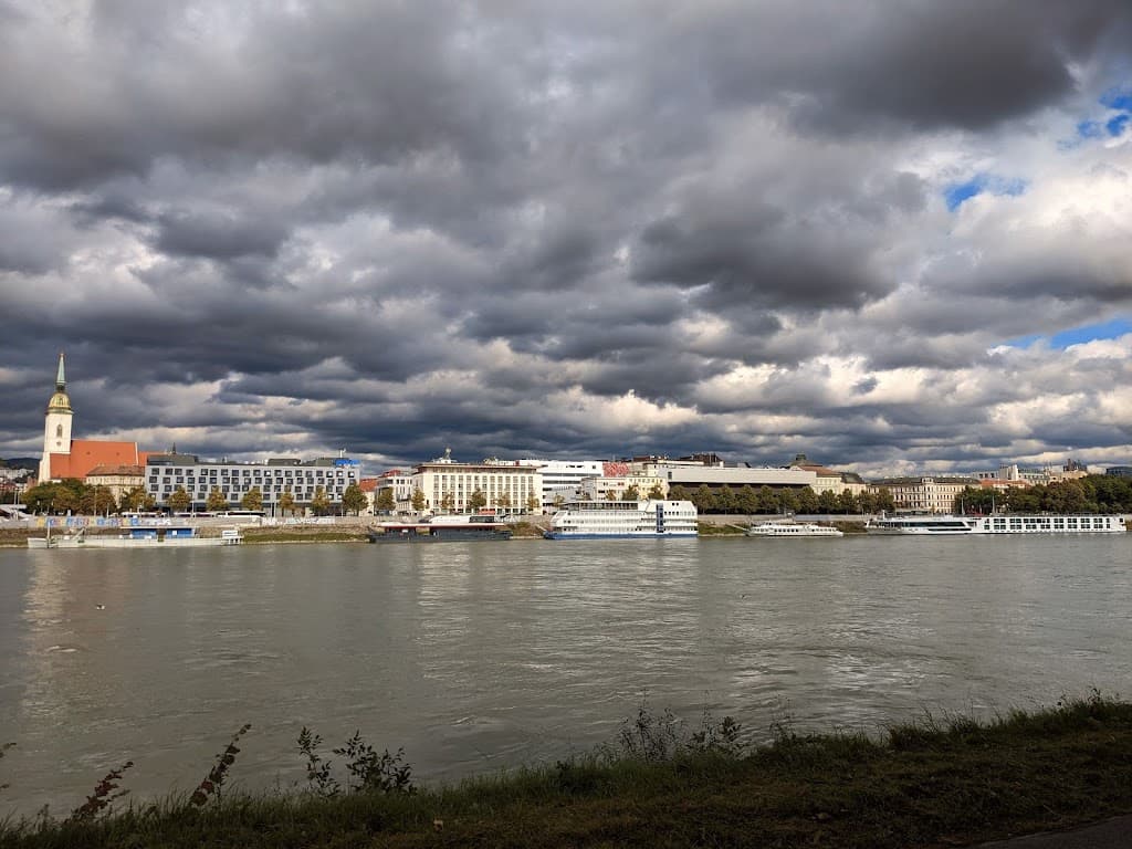 Donauufer Promenade