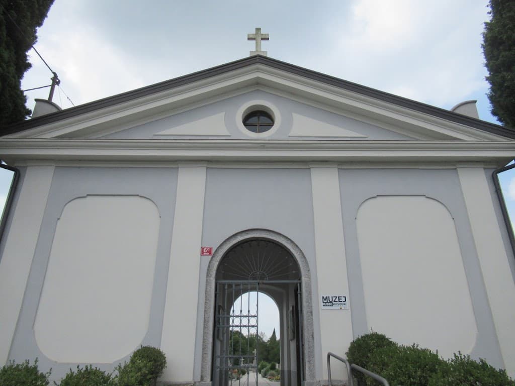 Friedhof Miren