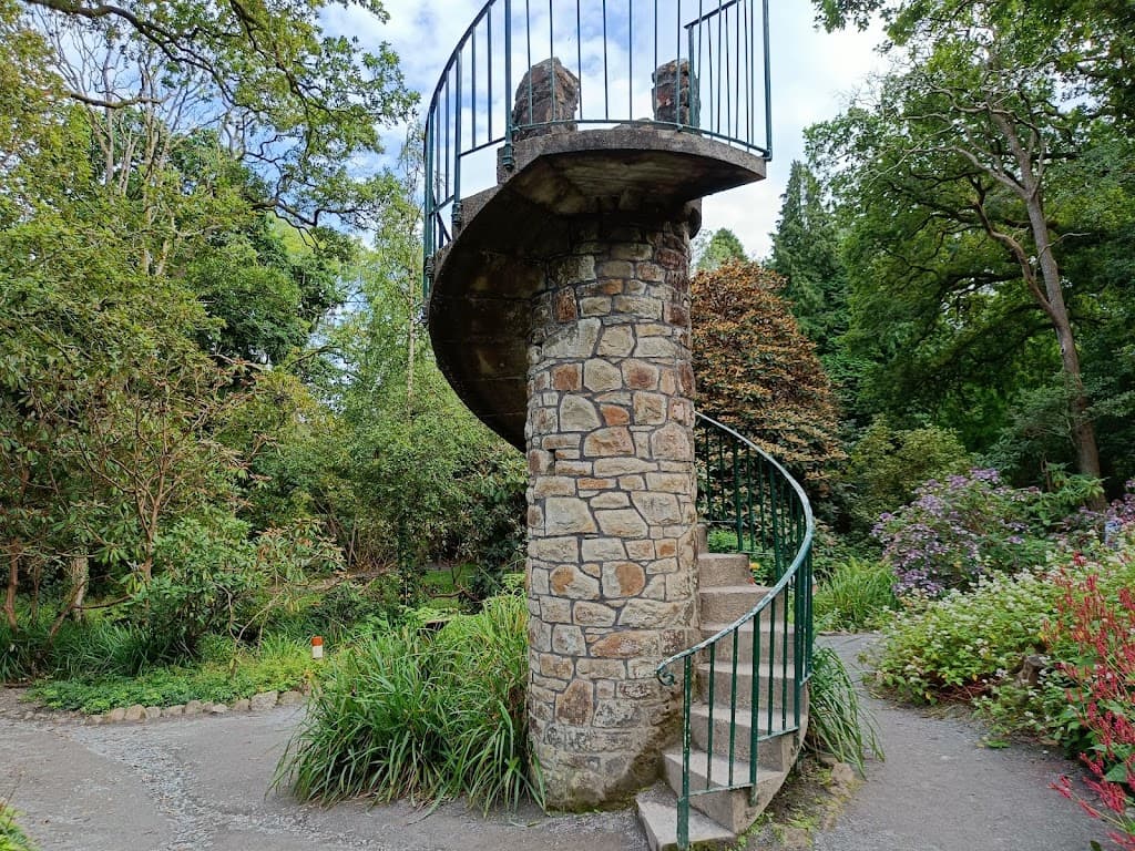 Admiral's Tower, Clyne Gardens