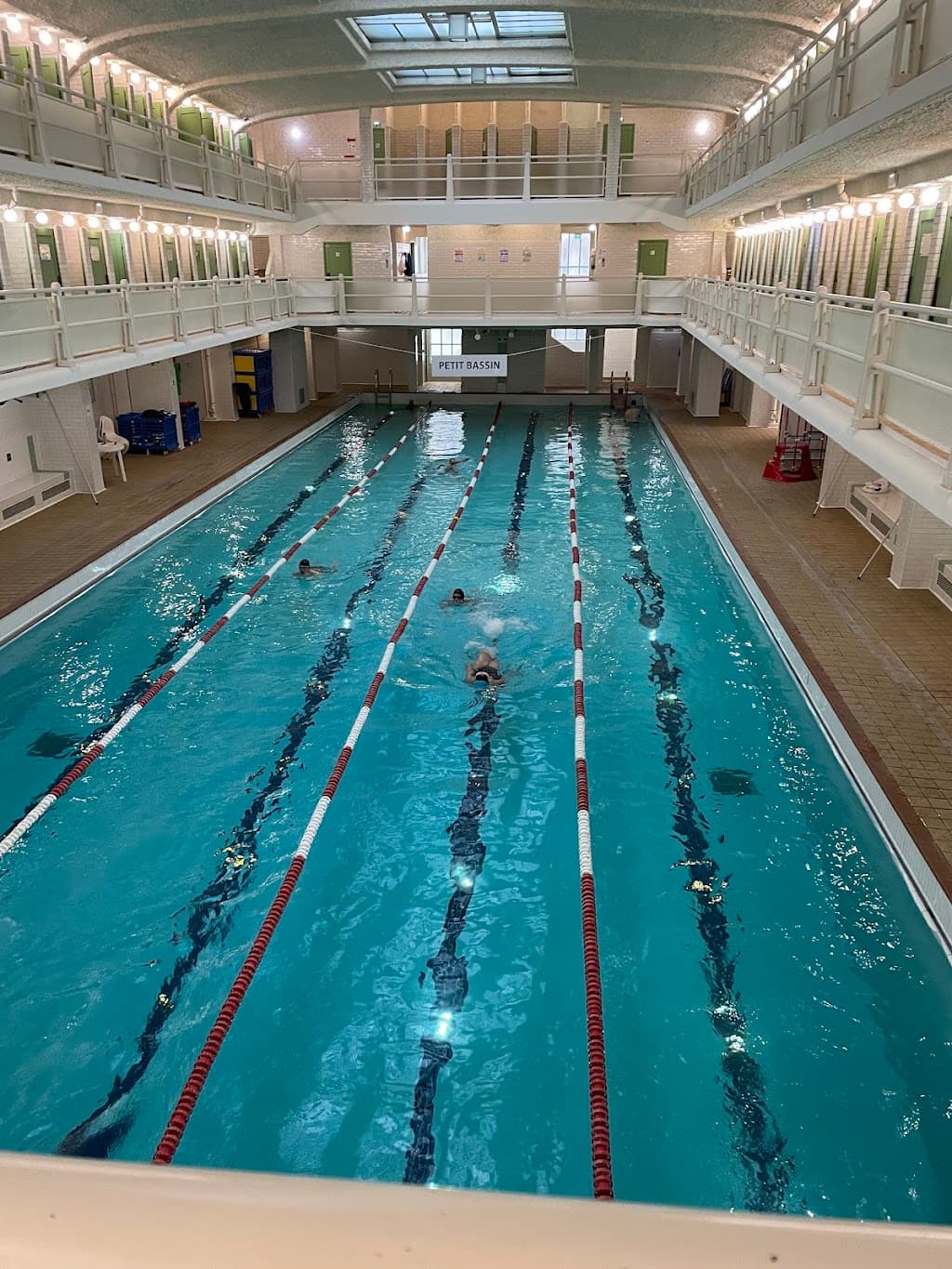 Schwimmbad Amiraux
