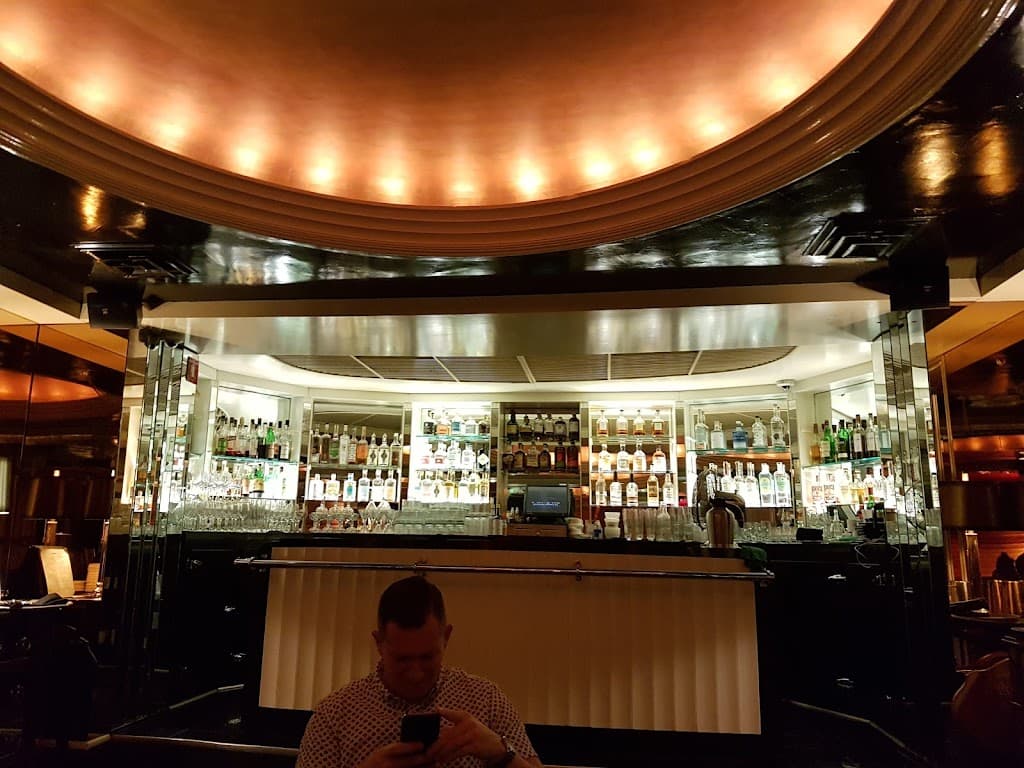 The Commodore Bar & Restaurant