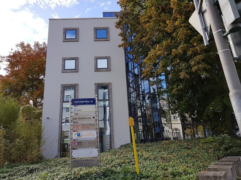 Carl-Zeiss-Platz