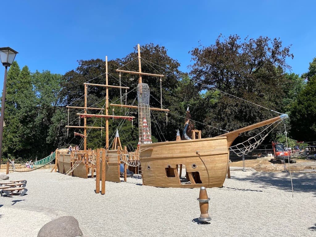 Piratenschiff Spielplatz