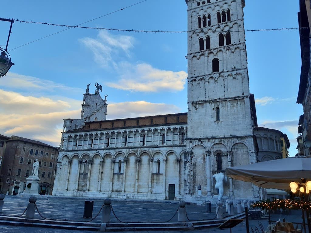 Piazza San Michele