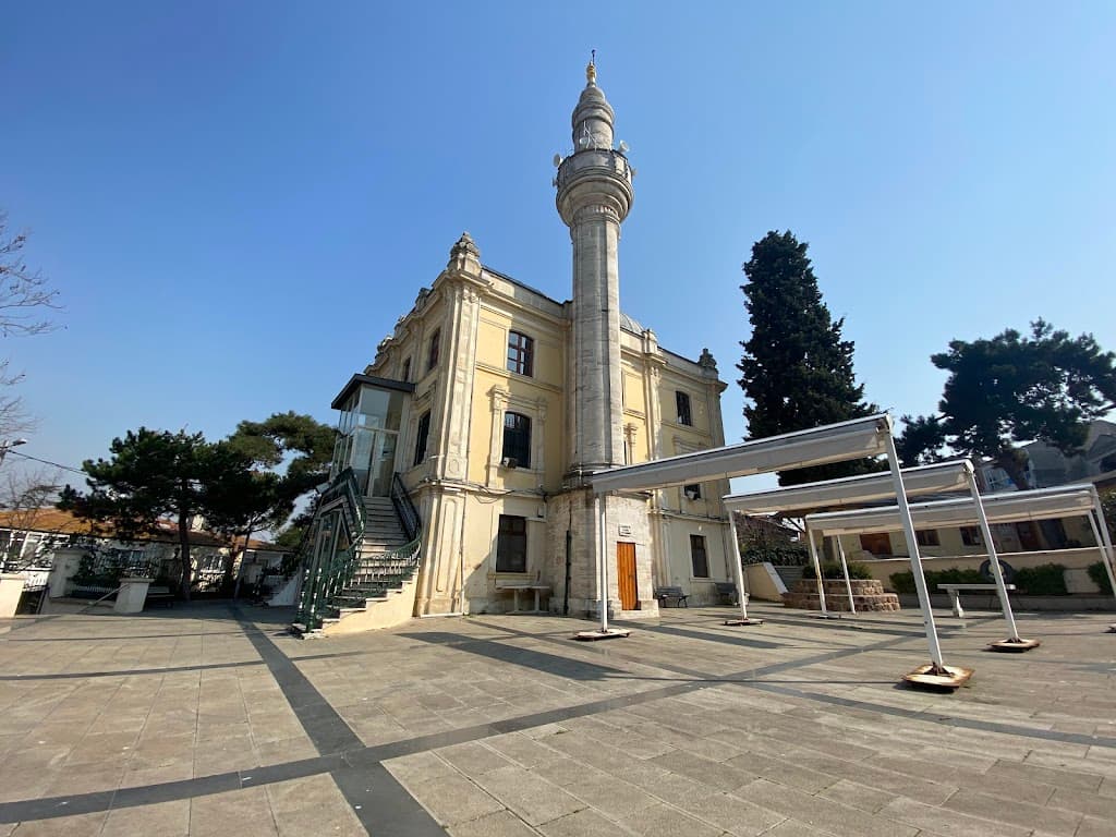 Hamidiye Camii