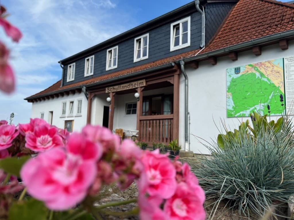 Zentraler Platz Waltershausen
