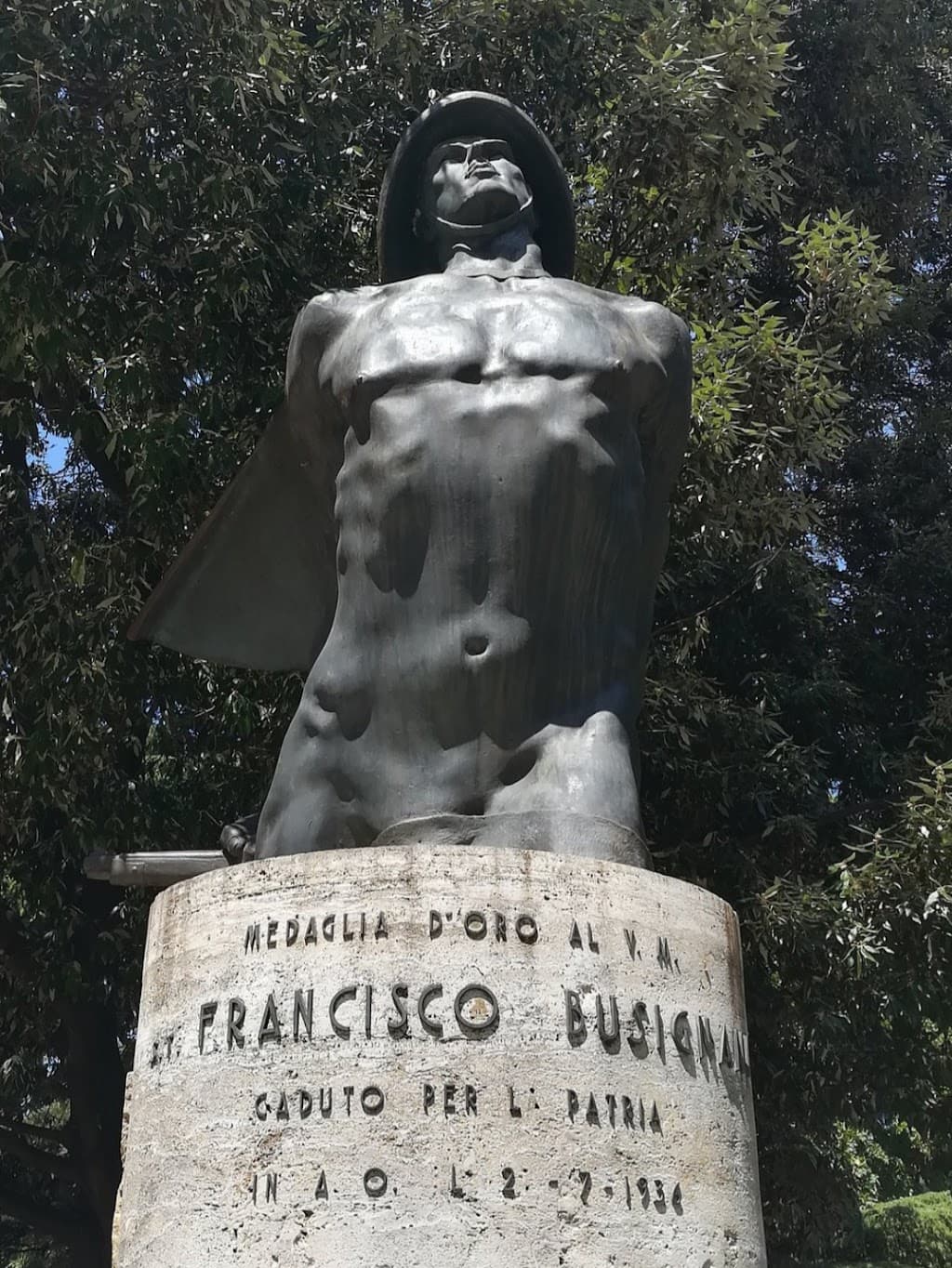 Monumento a Francisco Busignani