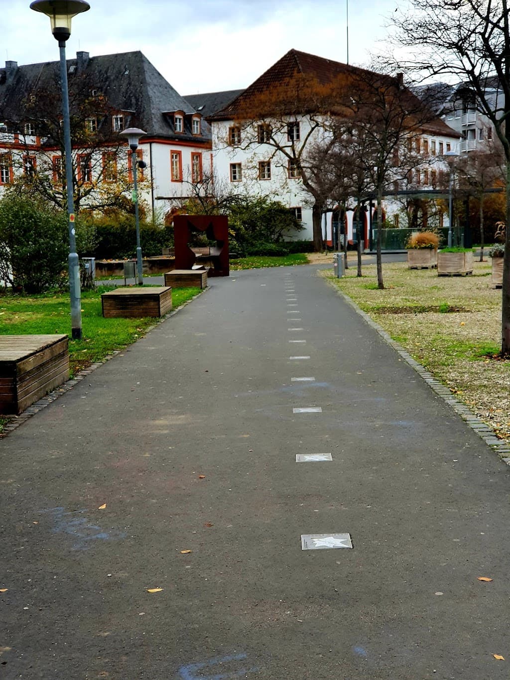 Romano-Guardini-Platz