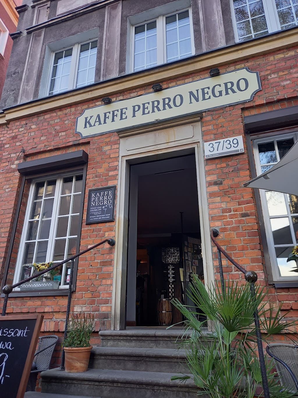 Café Perro Negro