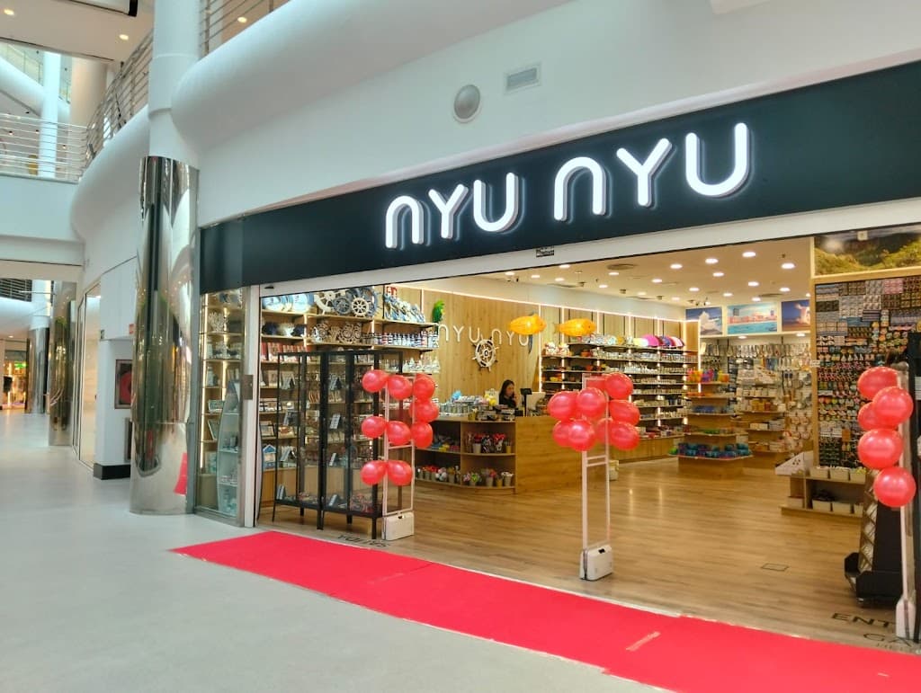 El Muelle Shopping Center