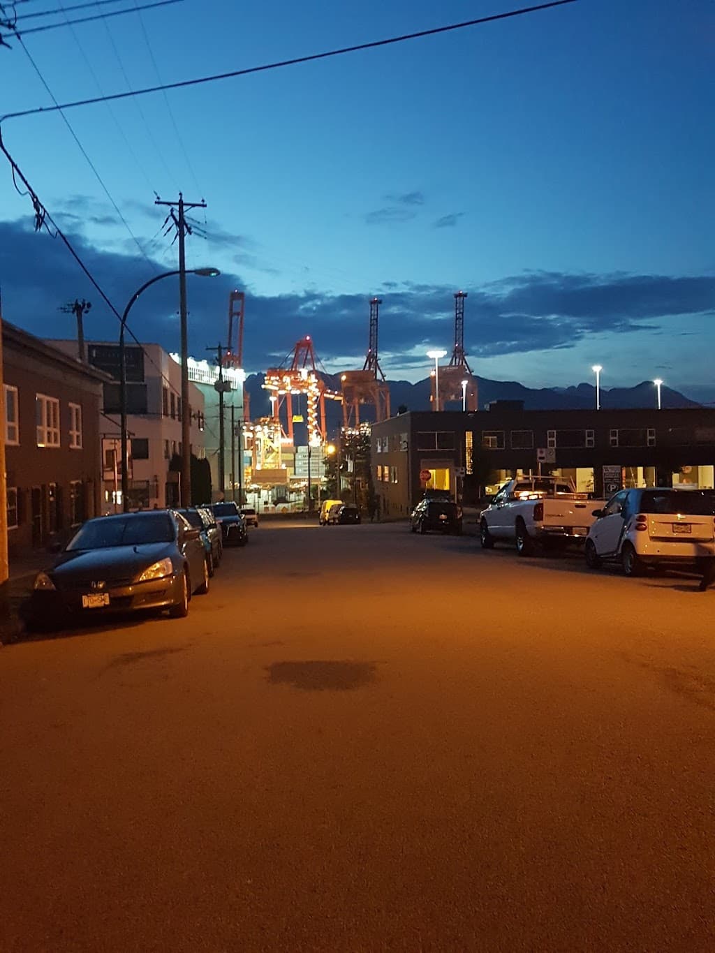 Dunlevy Avenue