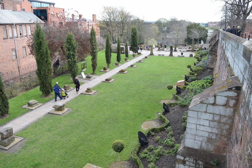 Roman Gardens