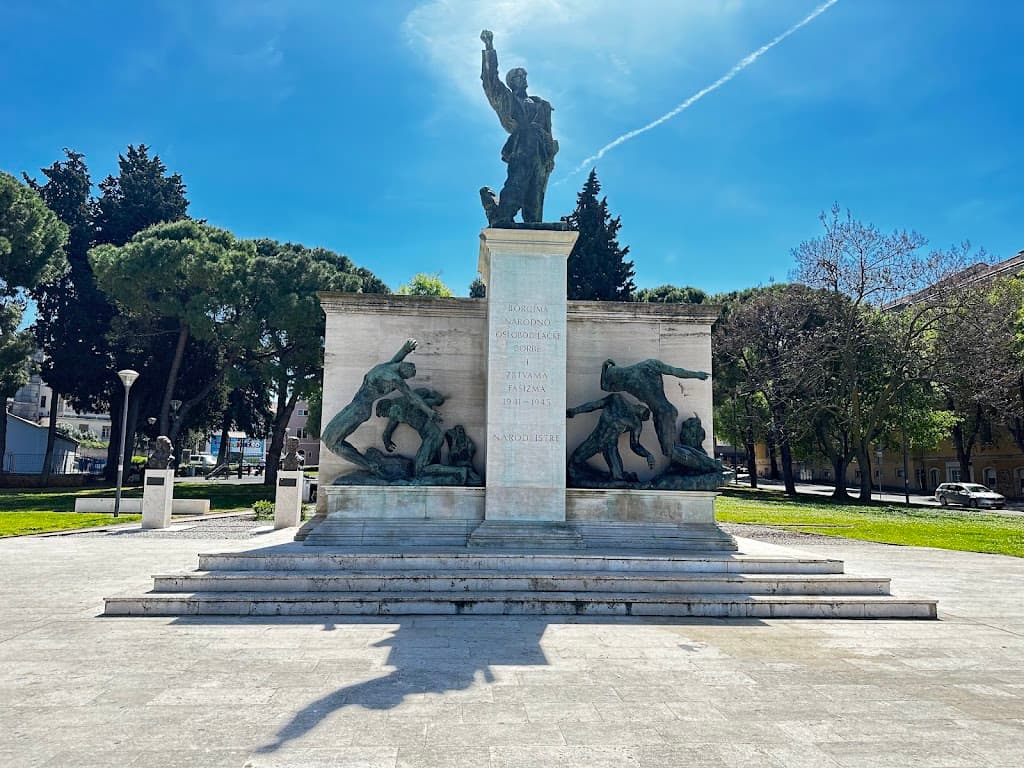 Denkmal für die Opfer des Volksbefreiungskrieges 1941-1945