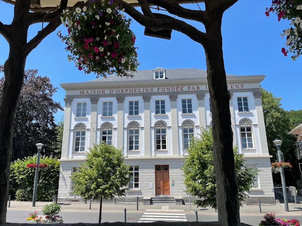 Maison Cavens