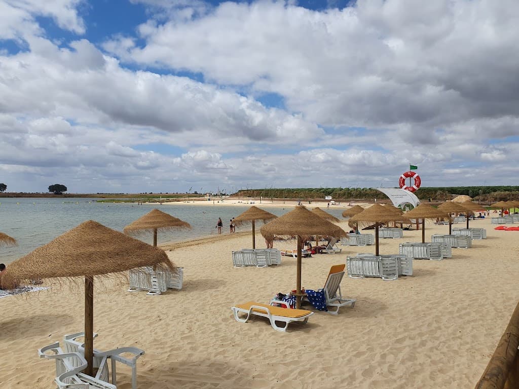 Flussstrand
