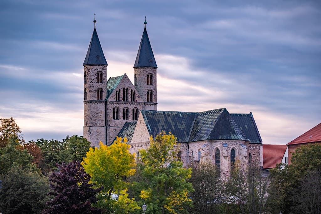 Kloster Unser Lieben Frauen