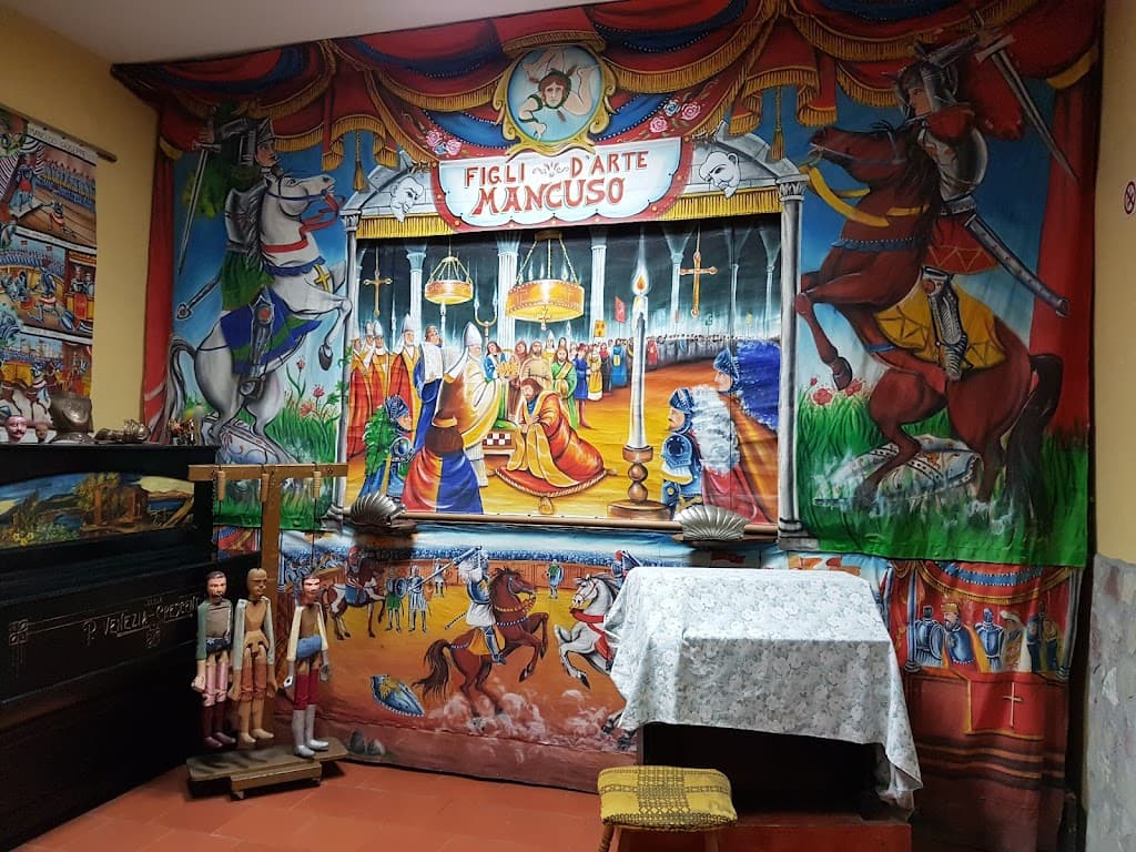 Opera dei Pupi Teatro Carlo Magno