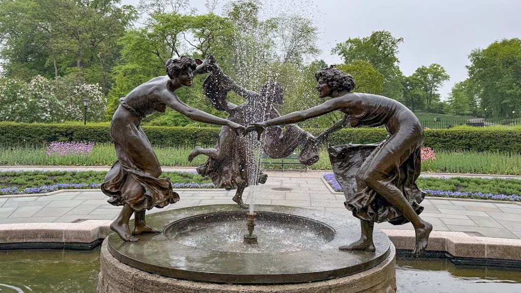 Mädchenbrunnen