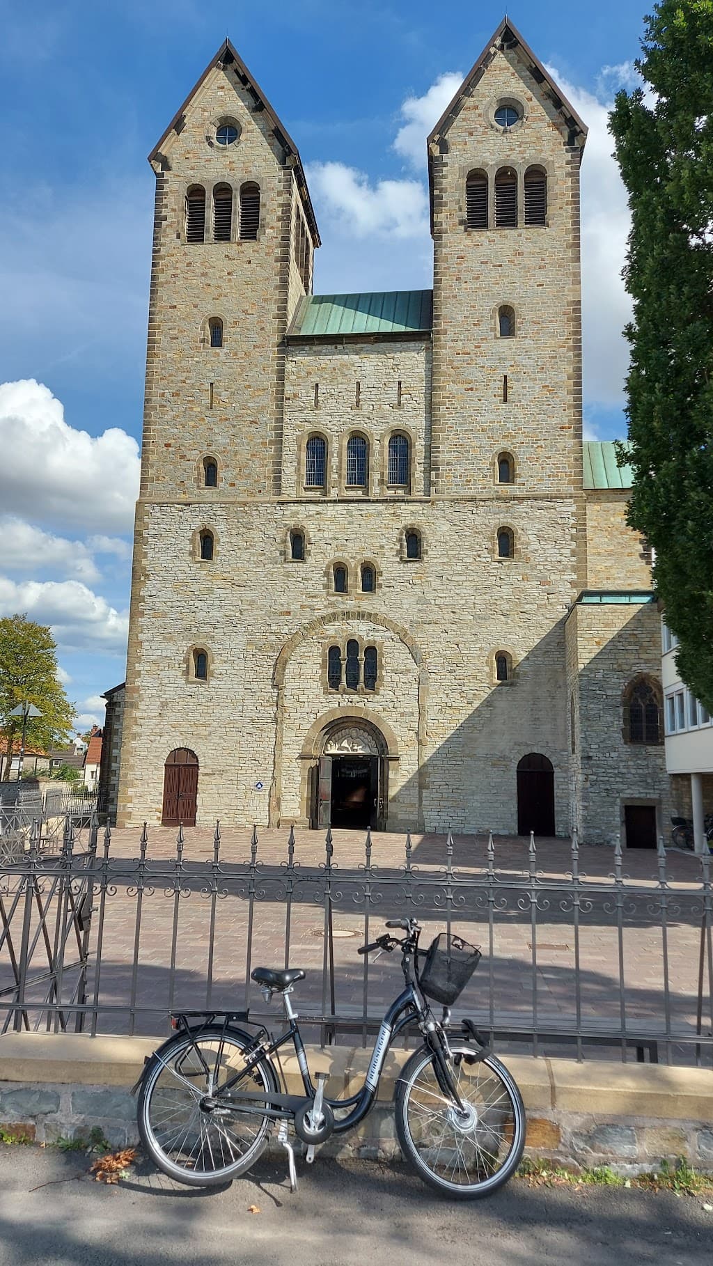 Abdinghofkirche