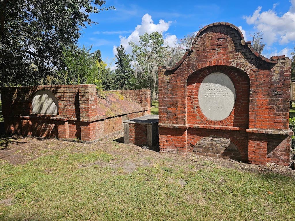 Colonial Park Cemetery