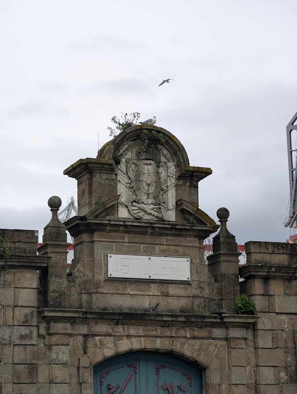 Puerta del Astillero