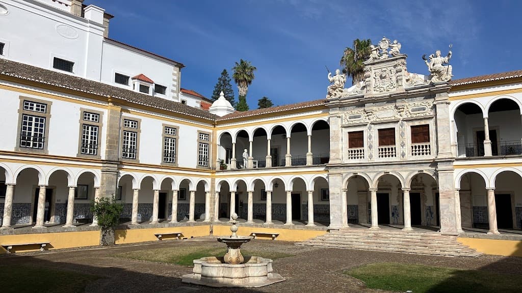 Neue Universität Évora