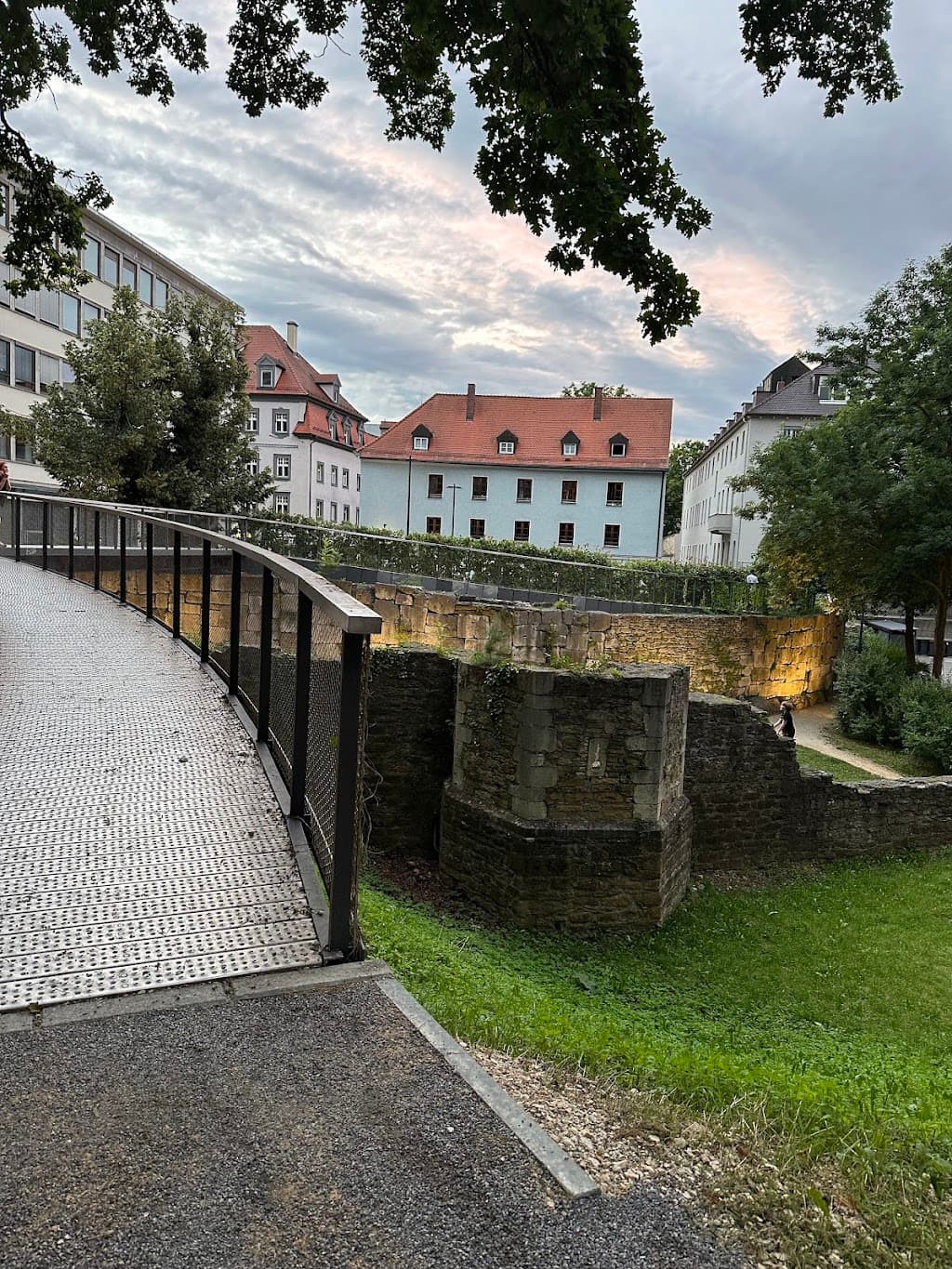 Römermauer (Castra Regina)