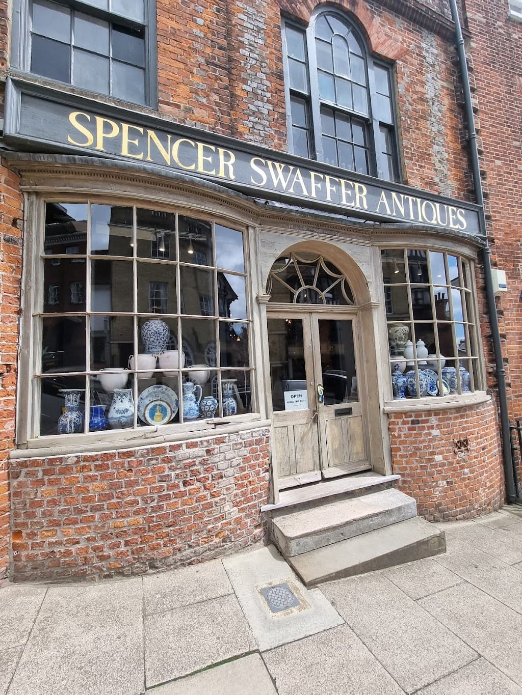 Spencer Swaffer Antiques