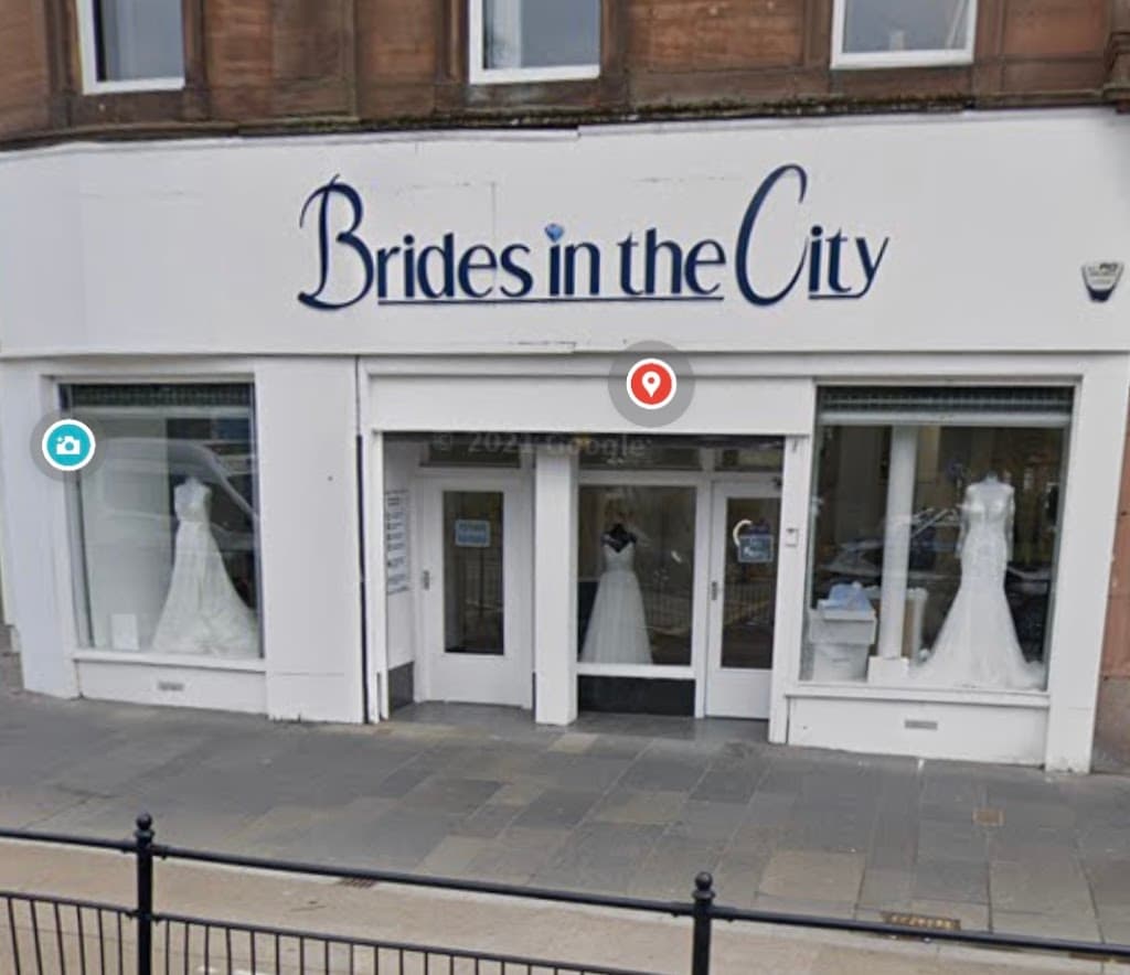 Standort "Brides in the Bath"