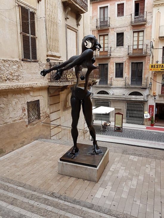 Monument für Salvador Dalí