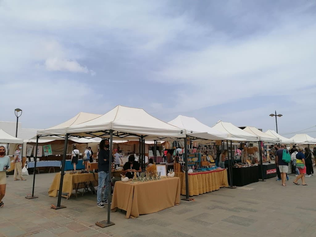 Mercado Artesanal Los Lajares