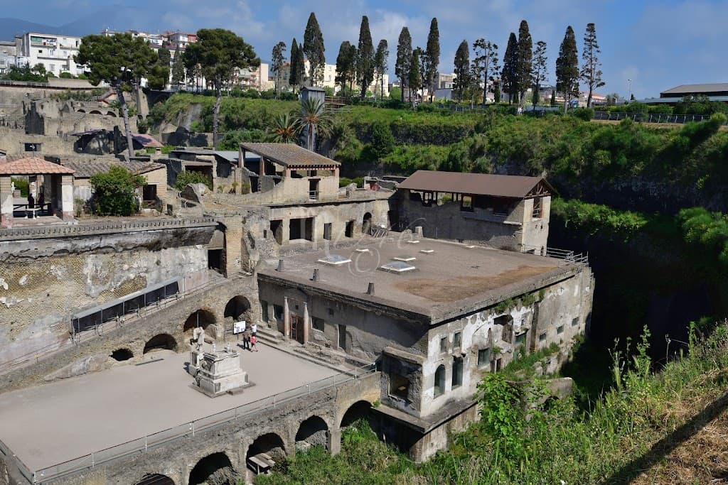 Area Sacra
