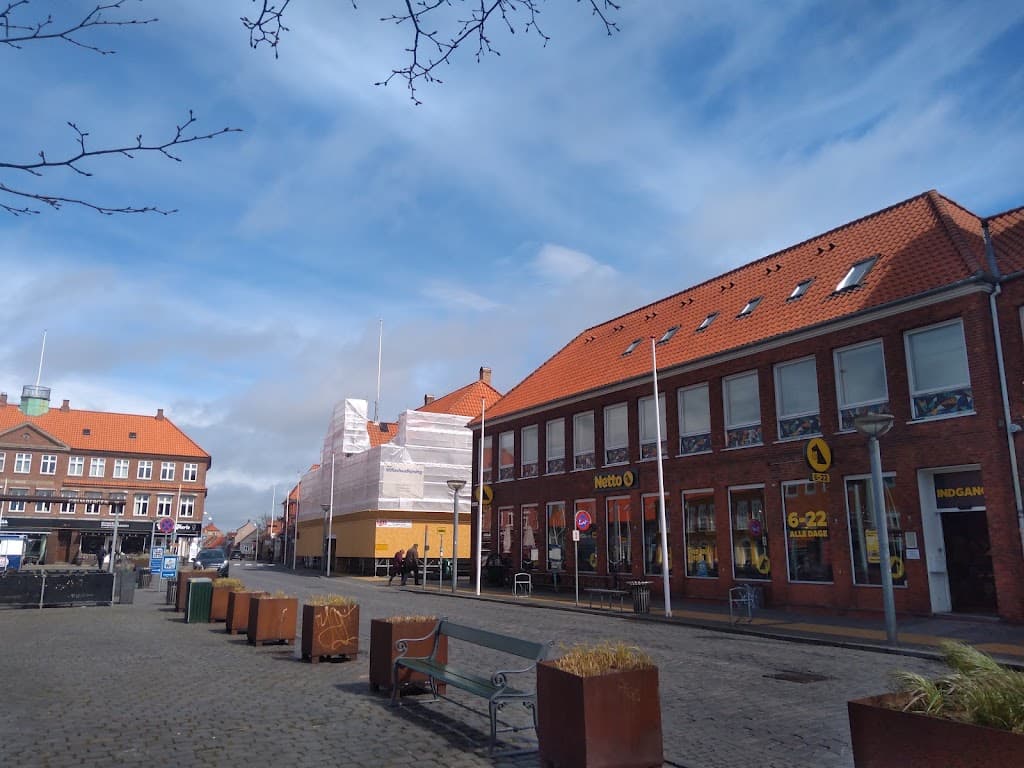 Store Torv