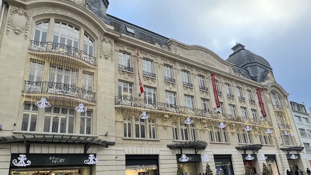 Grands Magasins (Art Déco)