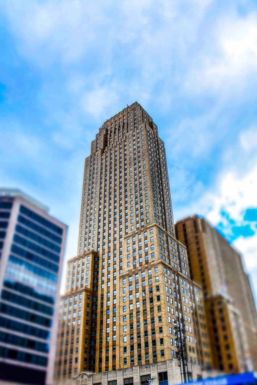Carew Tower