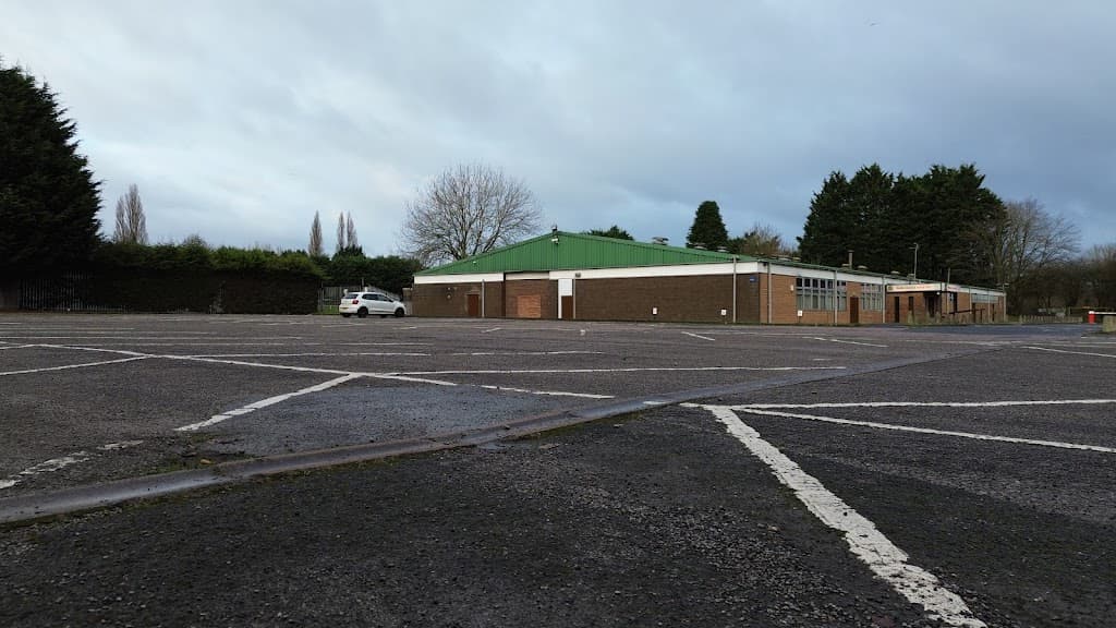 Austin Sports & Social Club, Tessall Lane