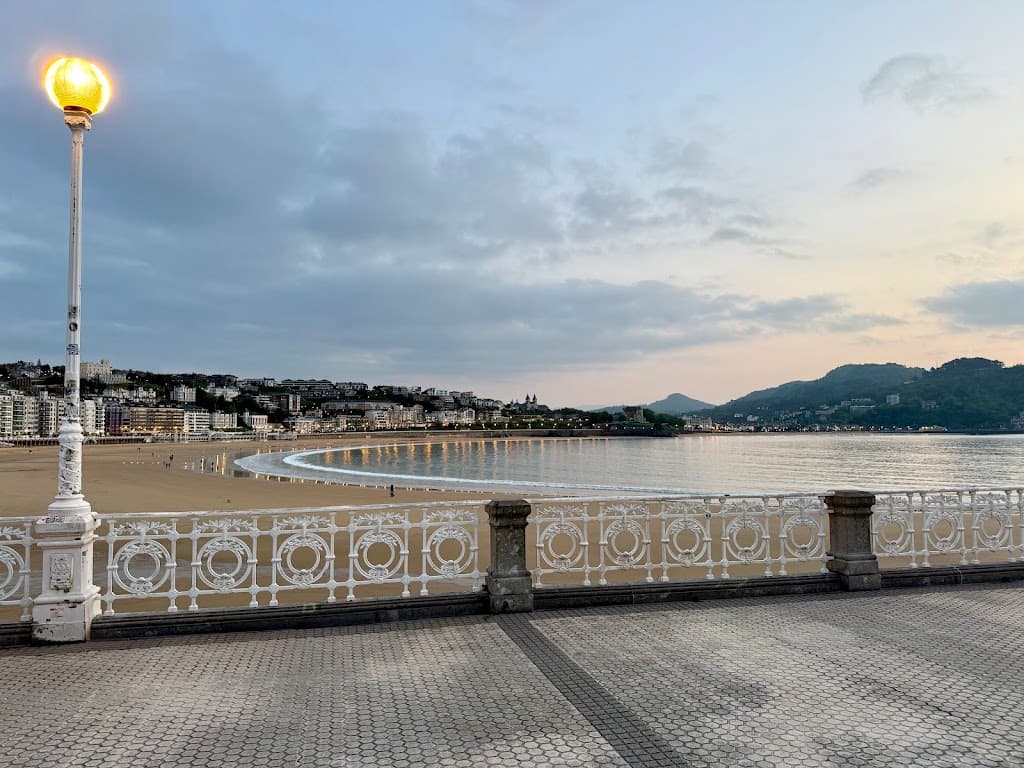 Strandpromenade Playa de San Sebastián