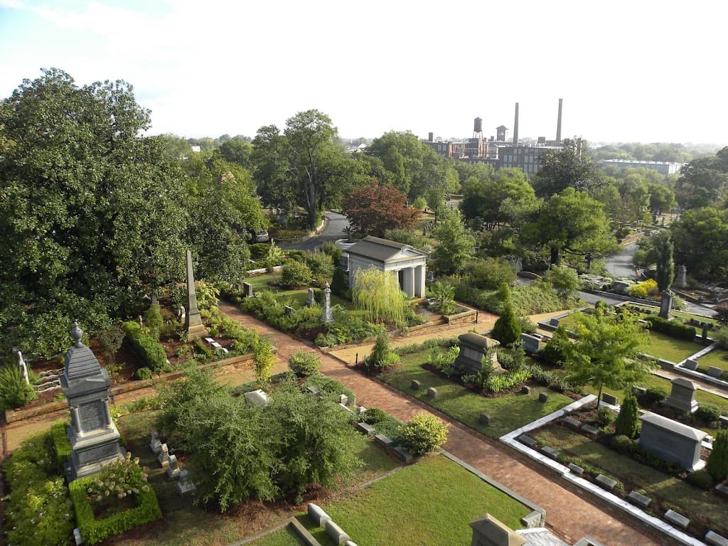Oakland Cemetery
