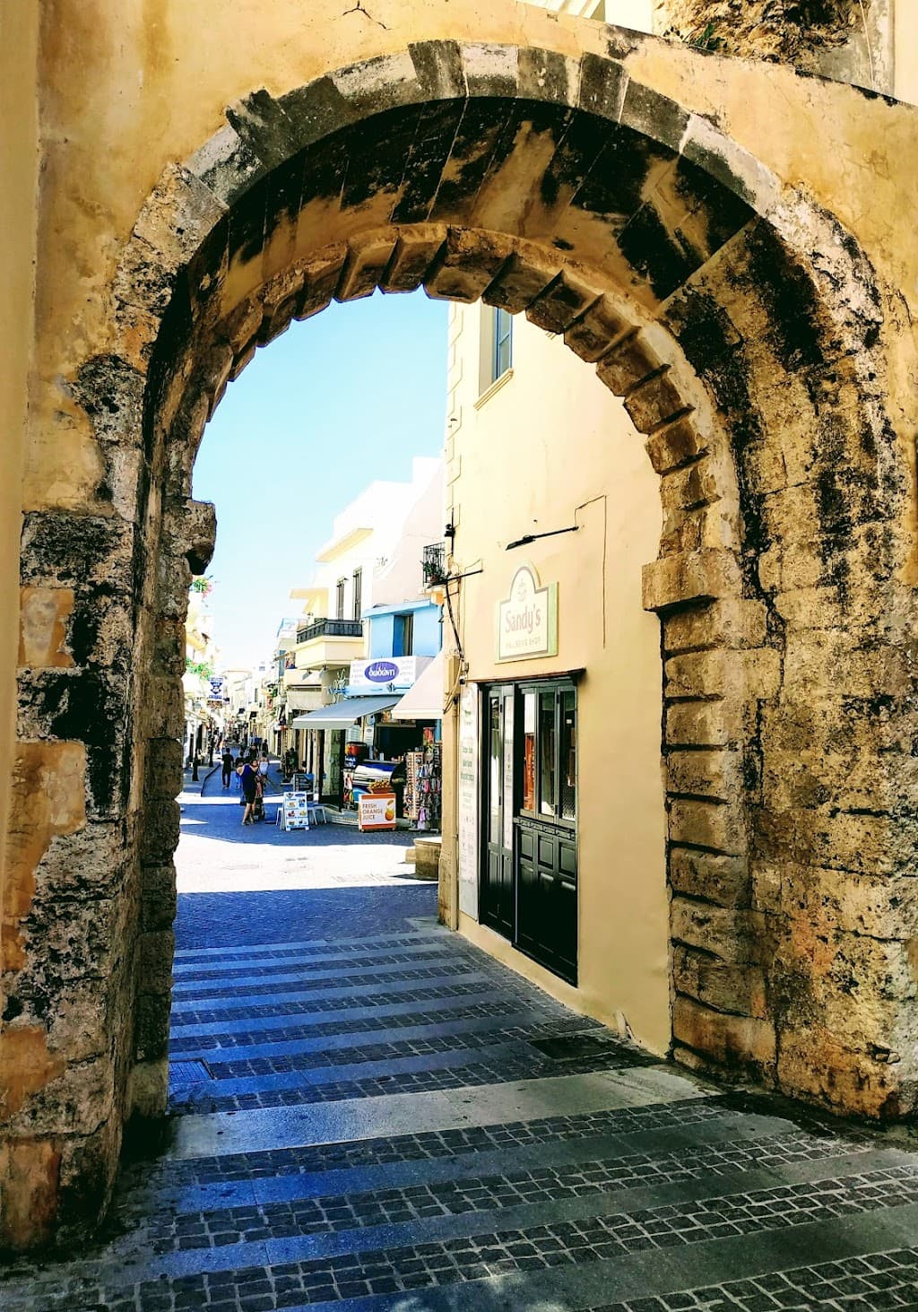 Guora-Tor