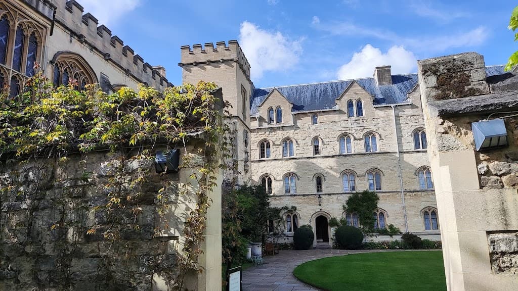 Pembroke College